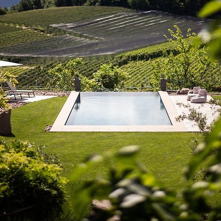 Bed and Breakfast Ebnerhof Appiano Sulla Strada Del Vino Esterno foto